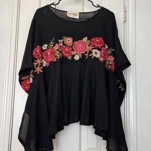 Savanna jane poncho top new WOT size M/L